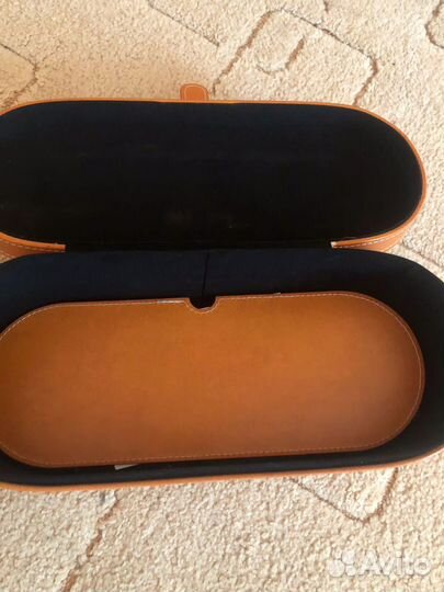 Стайлер dyson в кейсе