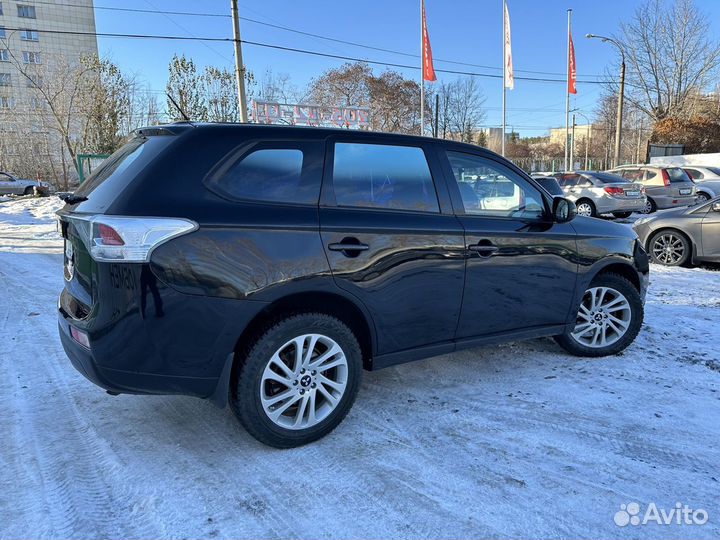 Mitsubishi Outlander 2.0 CVT, 2012, 147 238 км