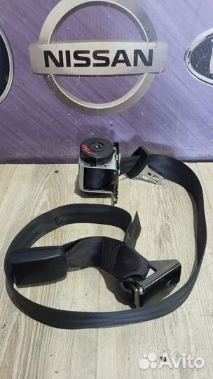 Ремень безопасности задний Nissan primera P12