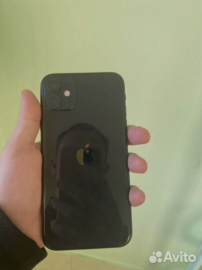 iPhone 11, 64 ГБ