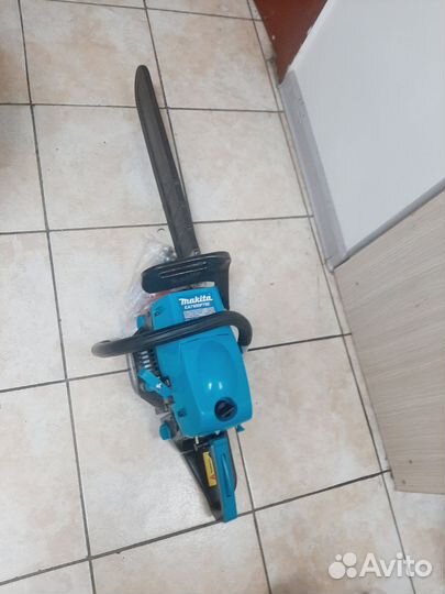 Бензопила Makita ea7900p70e