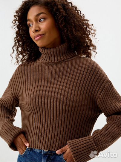 Свитер женский