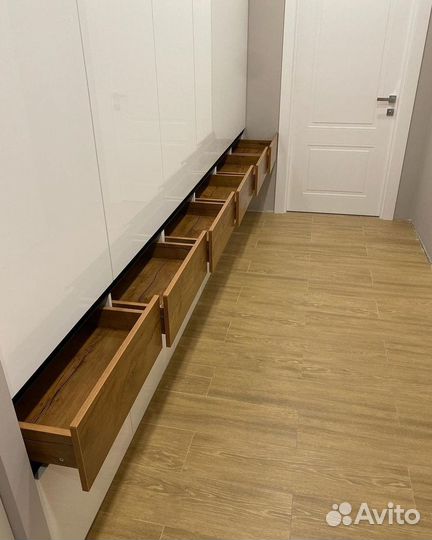 Шкаф встроенный