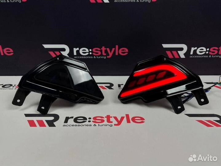 Катафоты Toyota Rav4(XA40) 2м N2235