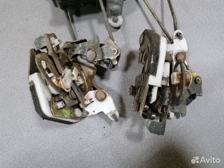 Замок задней двери Kia Joice 1999-2003