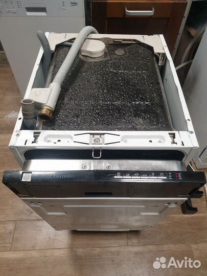 Посудомоечная машина electrolux 45 см