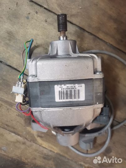 Двигатель на стиральную машинку