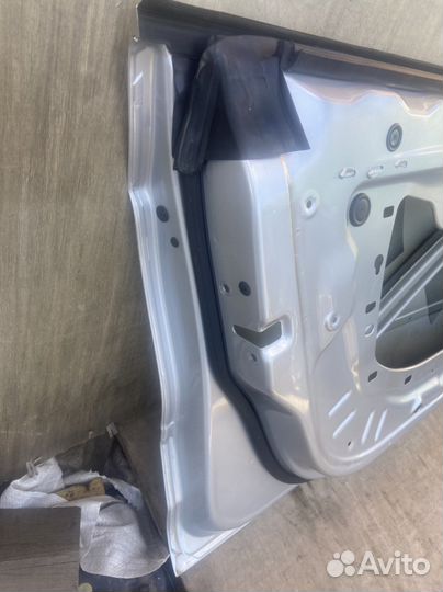 Дверь передняя левая Volkswagen Passat Cc