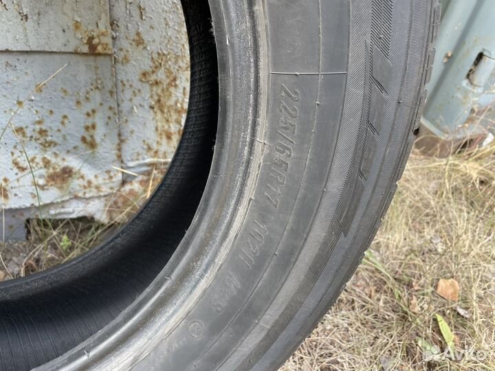 Maxxis Bravo HP-M3 225/65 R17