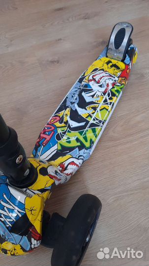 Самокат детский трехколесный