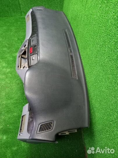 Панель приборов(Торпедо) Mitsubishi Lancer CS2A