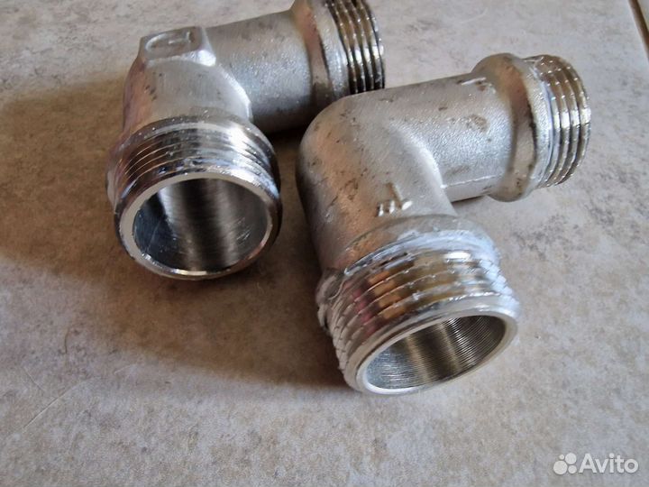 Угол Valtec наружная-наружная резьба 1