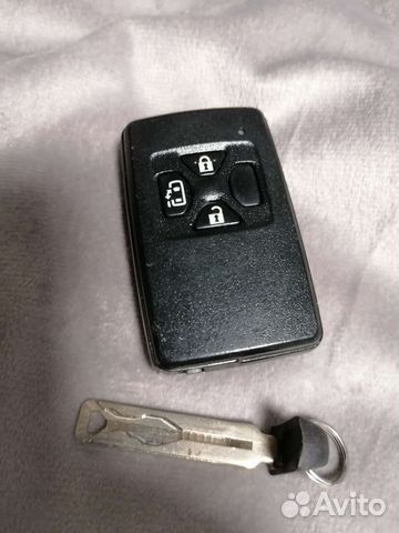 Смарт-ключ Toyota