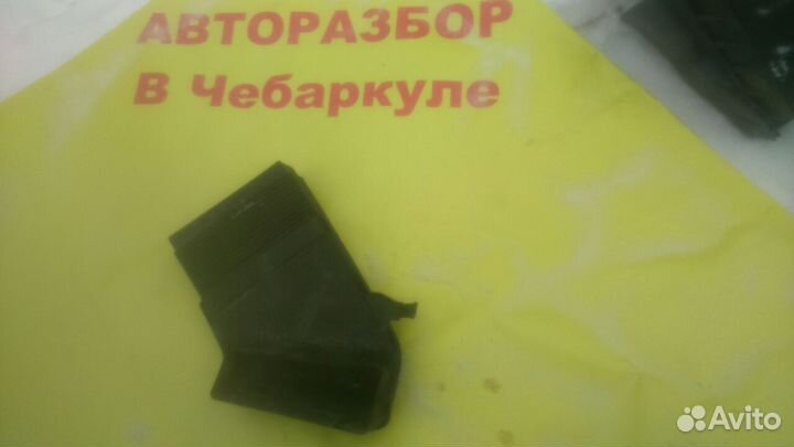 8E0129617D Воздуховод Audi Ауди A4 B7 Quattro