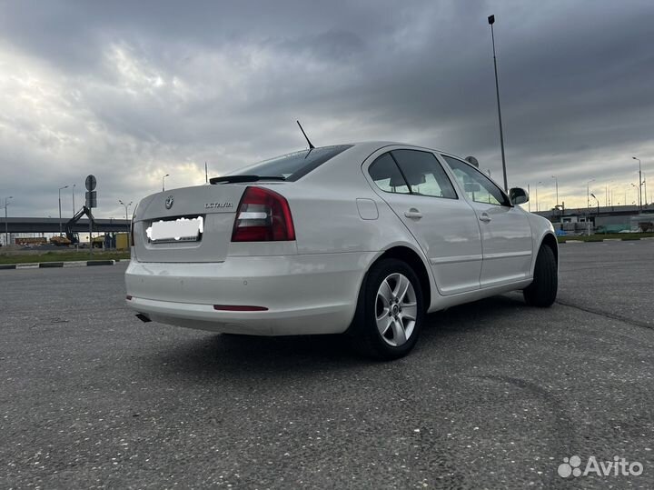 Skoda Octavia 1.8 МТ, 2011, 175 000 км