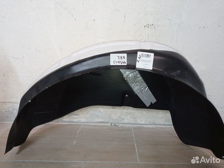 Подкрылок задний левый 999NIJ11RRL