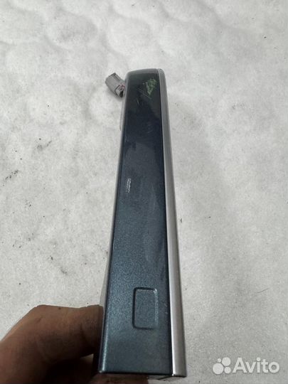 Передняя левая ручка Kia Carnival KA4