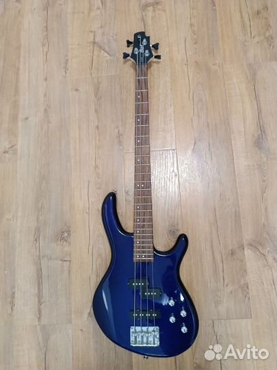 Бас гитара Cort Action A активная 4 струны