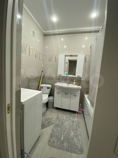 2-к. квартира, 62 м², 3/13 эт.