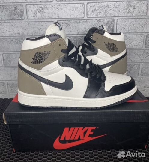 Nike Air Jordan 1 Retro High OG Dark Mocha