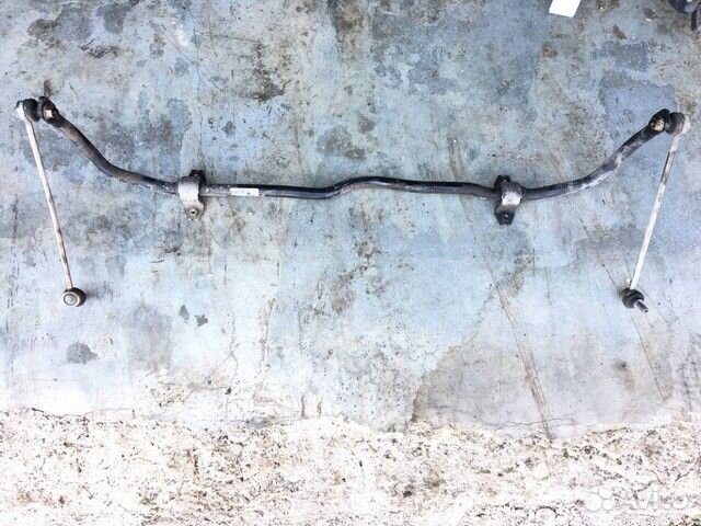 Стабилизатор подвески передней Volkswagen Tiguan