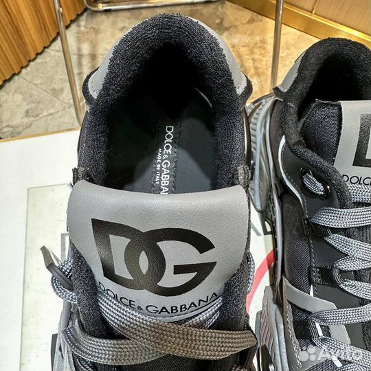 Элегантные кроссовки Dolce Gabbana