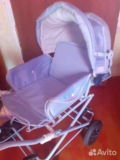 Коляска для кукол