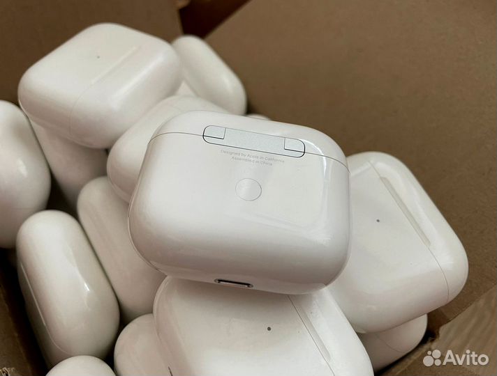 Оригинальные кейсы Airpods 2, 3, pro, pro 2