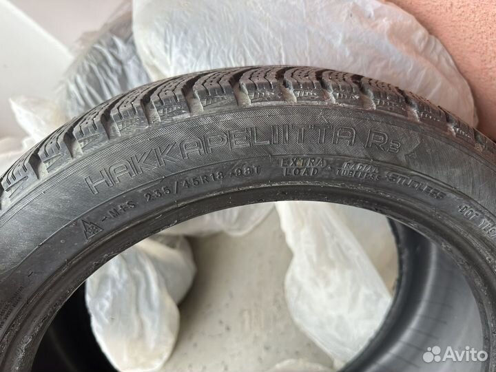 Nokian Tyres Hakkapeliitta R3 235/45 R18