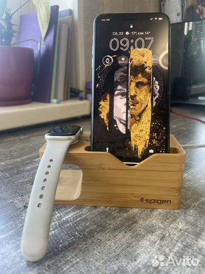 Подставка для iPhone и applewatch док станция