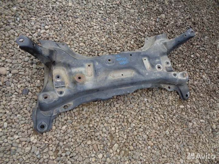 Балка под двс Toyota Vitz KSP130 1KR-FE 2011/5