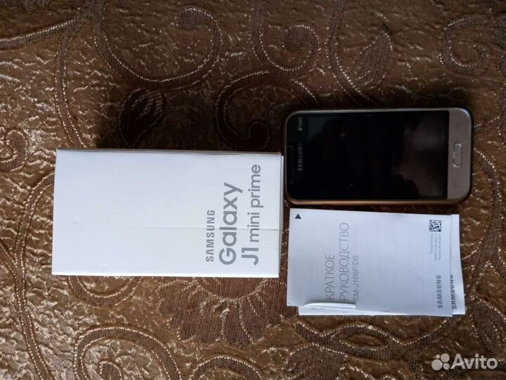 Телефон Samsung
