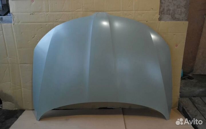 Капот на Skoda Rapid 1 2012-2019