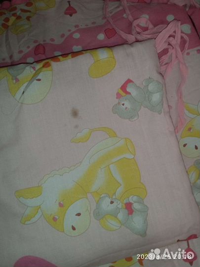 Бортики в кроватку