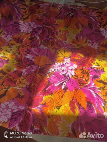 Ткань шелковая