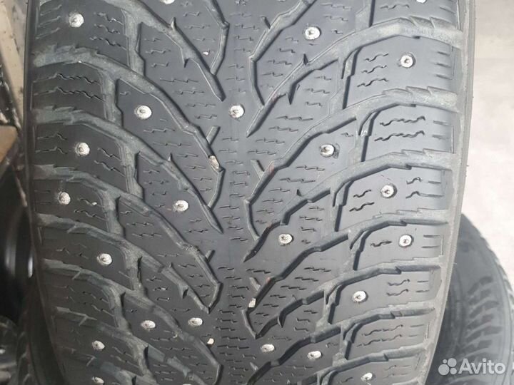 Nokian Tyres Hakkapeliitta 9 235/55 R17 103T