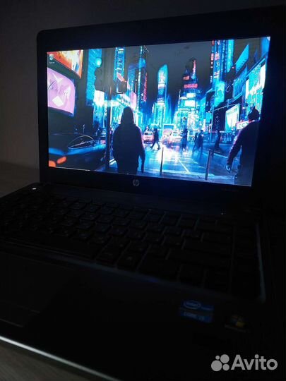 Цельнометаллический HP i3 4 ядра/4 GB/HHD