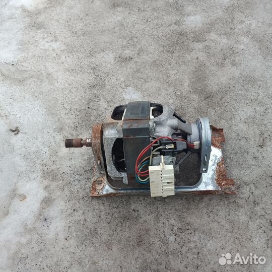 Электро двигатель 220 вольт от стиральной машинки