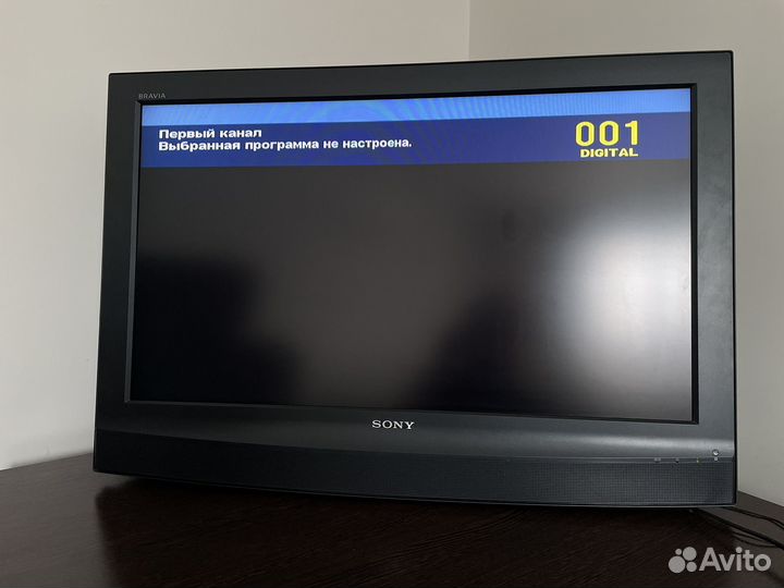 Телевизор sony bravia + Приставка + кронштейн