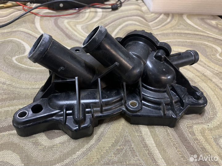 Корпус термостата skoda octavia 1.4