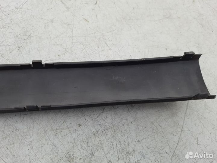 Центральный молдинг заднего бампера Бмв е36