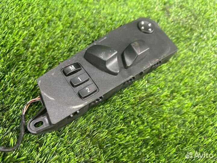 Блок управления сиденьем передний правый Bmw X5