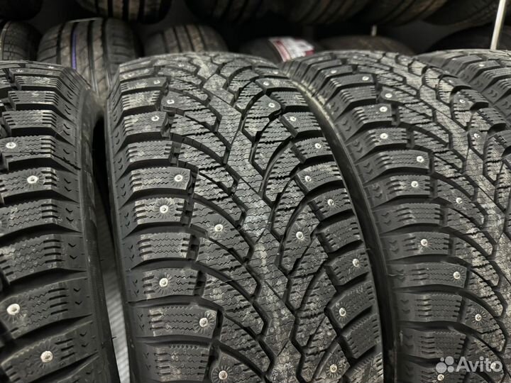 Pirelli Formula Ice 225/60 R17 133