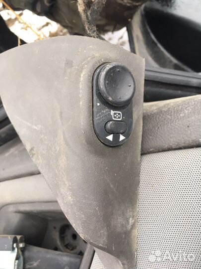 Блок управления зеркалами Chevrolet Cobalt