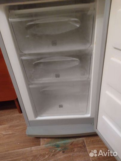 Холодильник бу samsung узкий