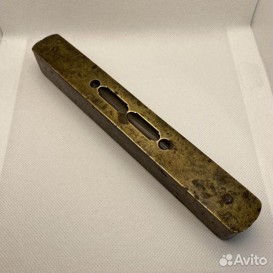 Старинный уровень деревянный