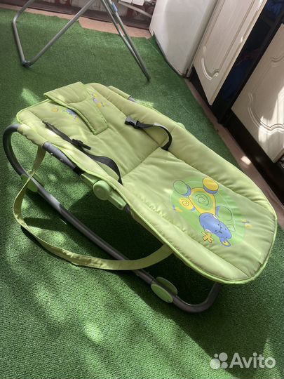 Шезлонг детский