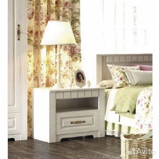 Тумба прикроватная 