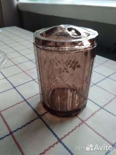 Стакан для зубных щеток