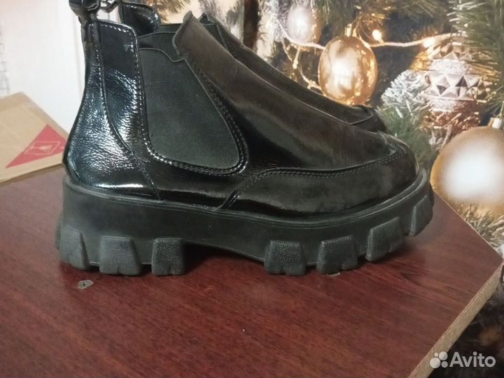 Ботинки женские демисезонные 37 р-р